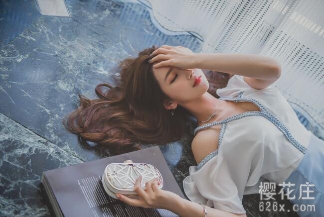 人像拍摄摆拍 你不可不知道的美姿技巧 12课完结(赠送3000张摆姿),摄影视频课 pic No.2 人像拍摄摆拍 你不可不知道的美姿技巧 12课完结(赠送3000张摆姿),摄影视频课 配图 No.2